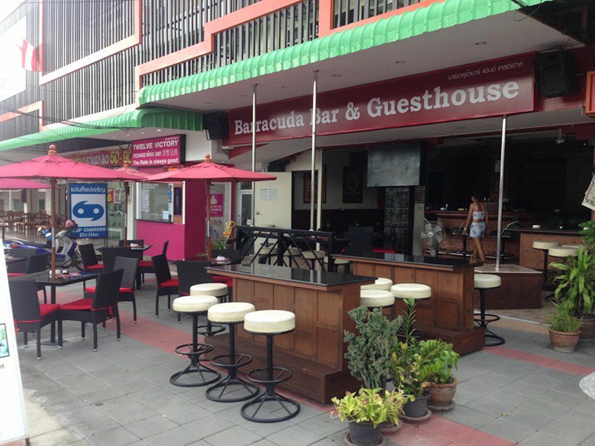 Ryan'S Bar Hotel Pattaya ภายนอก รูปภาพ